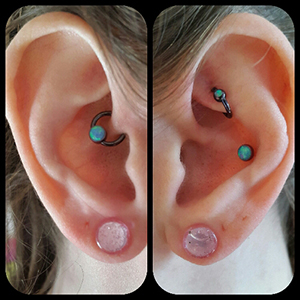 Single Flare Colorfront Plugs with Grooves Customer Photo